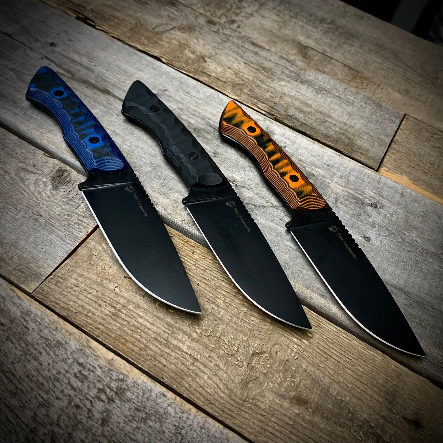 Auxiliary V3 Hunting Knife (Black)
