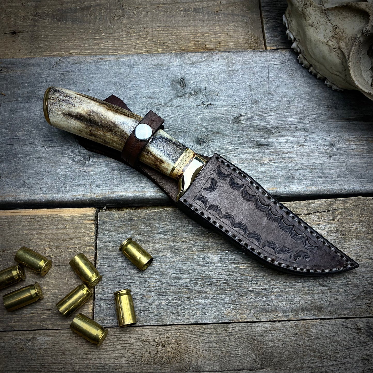 Damascus Hunter Antler Handle