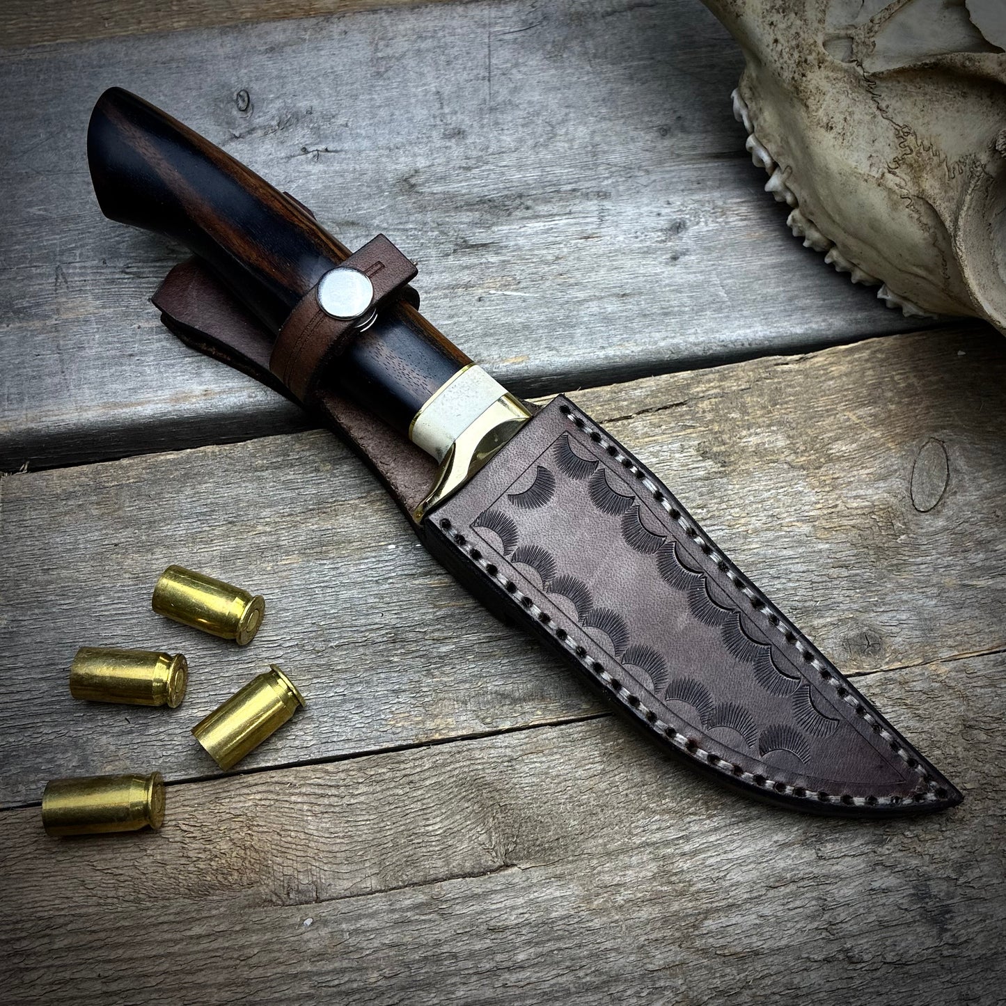 Damascus Hunter Makassar Ebony & Antler Handle