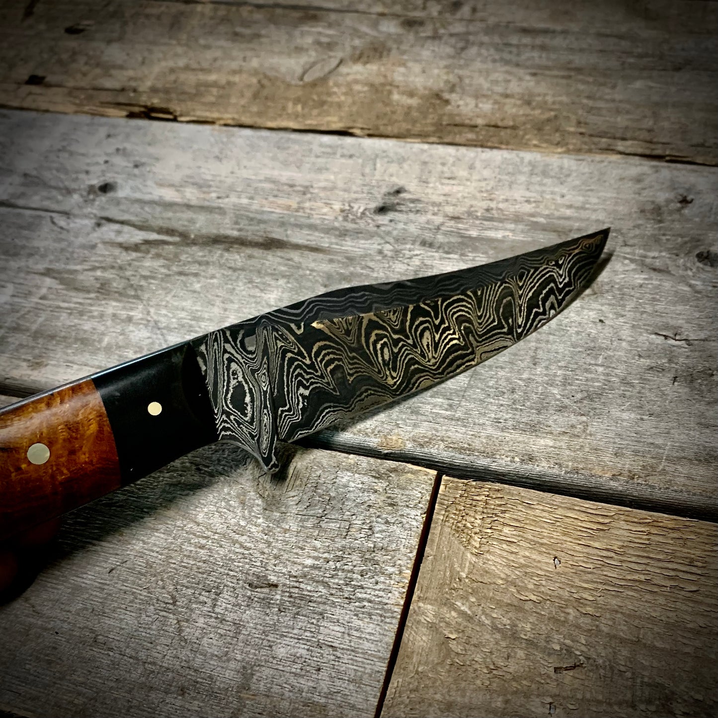 Damascus Hunter Desert Ironwood Burl Handle