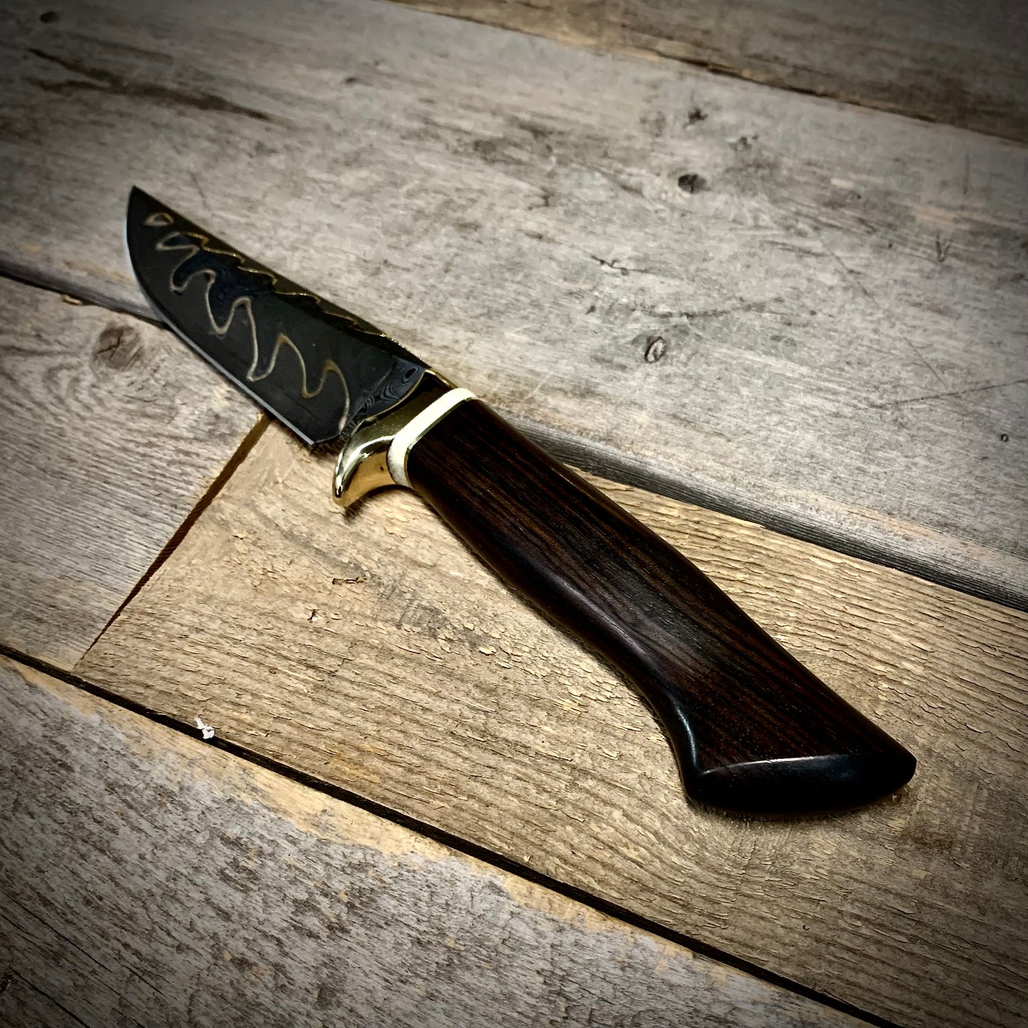 Bronze Damascus Hunter with Makassar Ebony & Mammoth Tusk Handle