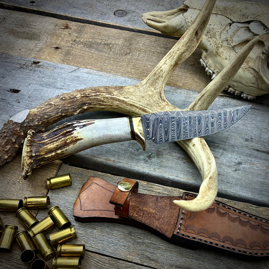 Damascus Hunter Antler Handle