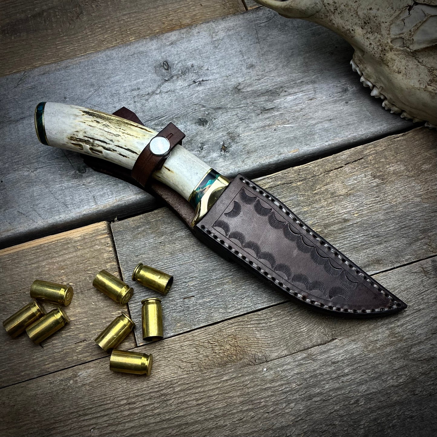 Damascus Hunter Antler Handle